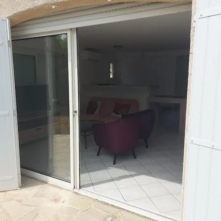 Appartement Calme En Rez De Villa Avec Jardin Vence Exterior foto